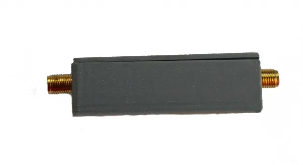 Filtro SMA hembra de 3 dB para atenuar la banda de 900 MHz – BOSSRF-F3L-SHSH – vista 2
